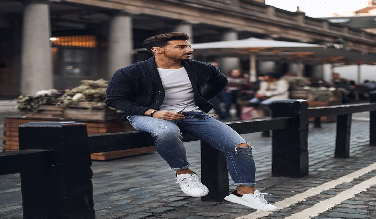 Simple but Attractive Modern Men's Clothing Styles Simple but Attractive Modern Men's Clothing Styles